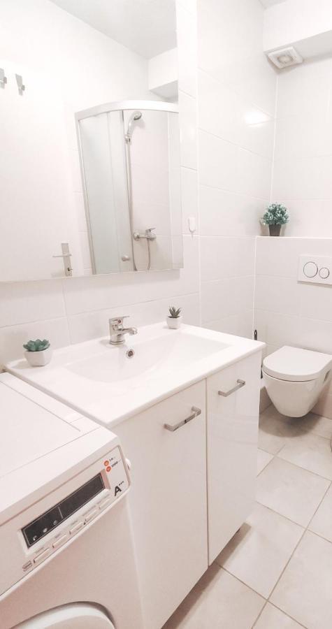 Studio Apartment Sanya #2 Λιουμπλιάνα Εξωτερικό φωτογραφία